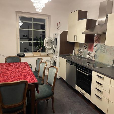 סנט גואר Musikalische Ferienwohnung Mit Rheinblick מראה חיצוני תמונה
